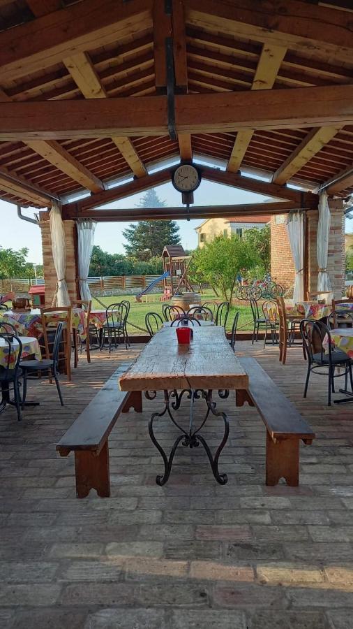 Casale Papa Country Village Лорето Екстер'єр фото