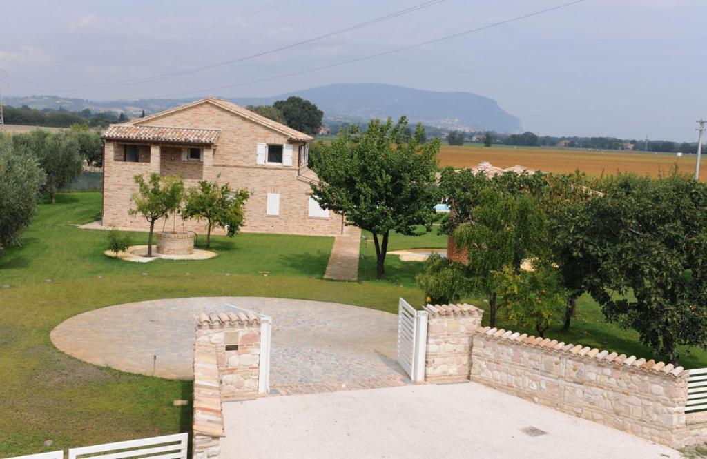 Casale Papa Country Village Лорето Екстер'єр фото