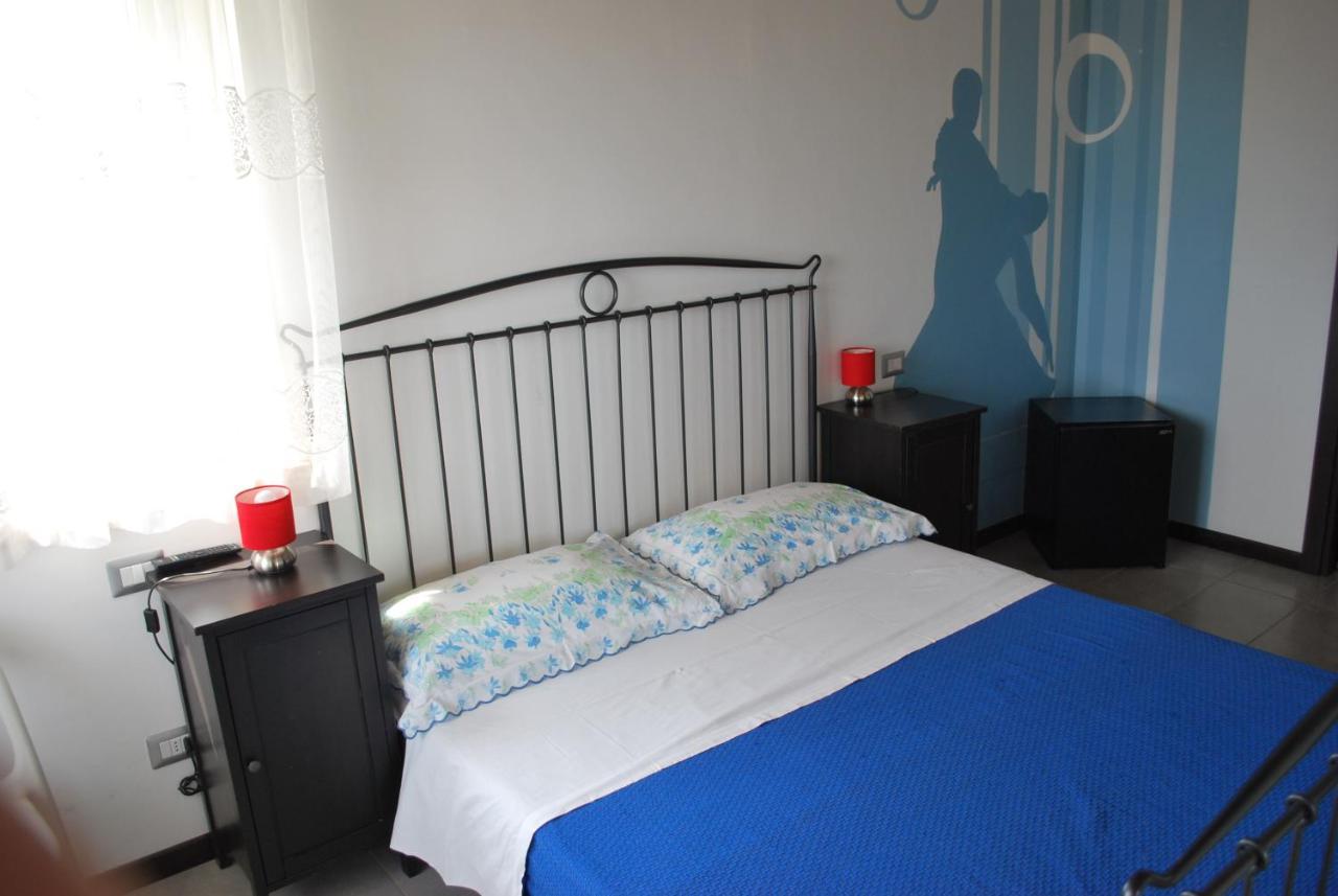 Casale Papa Country Village Лорето Екстер'єр фото
